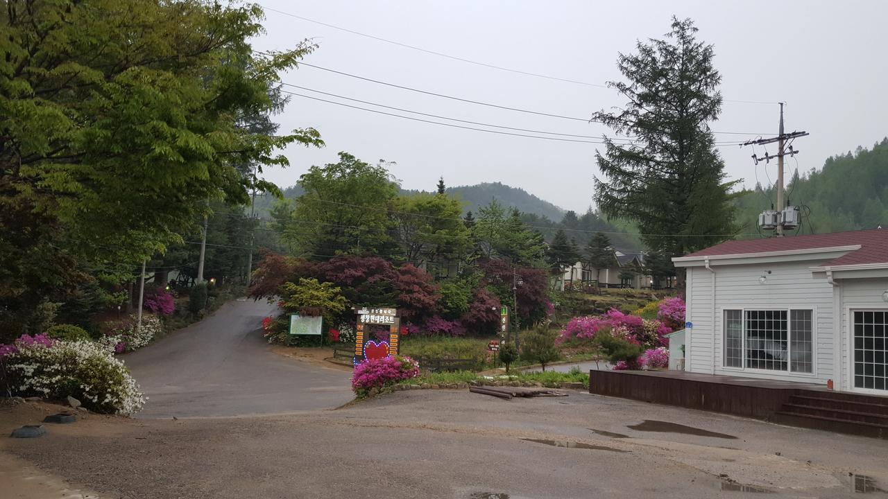 Pyeongchang Iris Pension Exterior foto